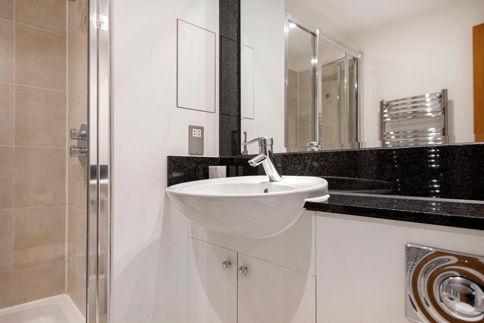 Central 2 Bed With Large Terrace Londra Esterno foto