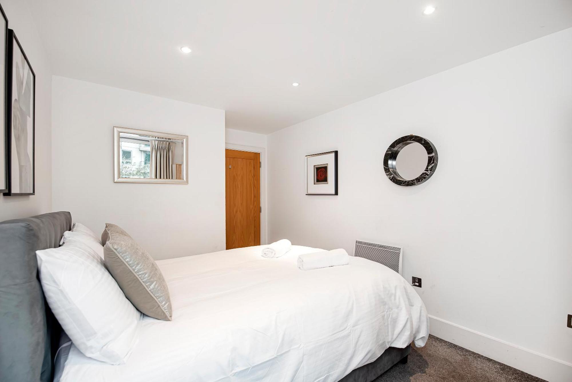 Central 2 Bed With Large Terrace Londra Esterno foto